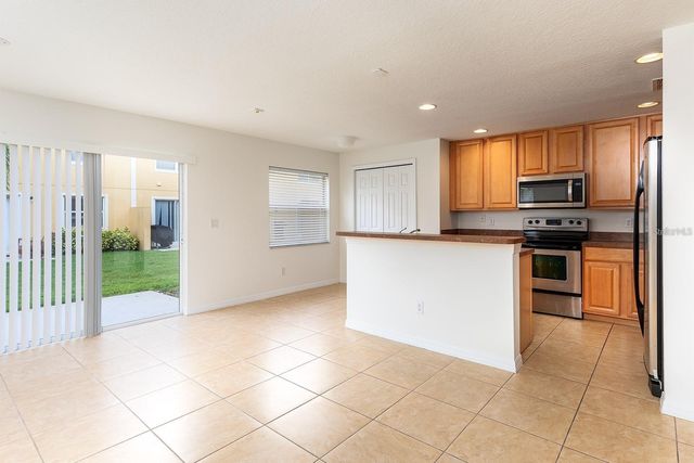 4020 PITCH PINE CIRCLE, Oviedo, FL 32765