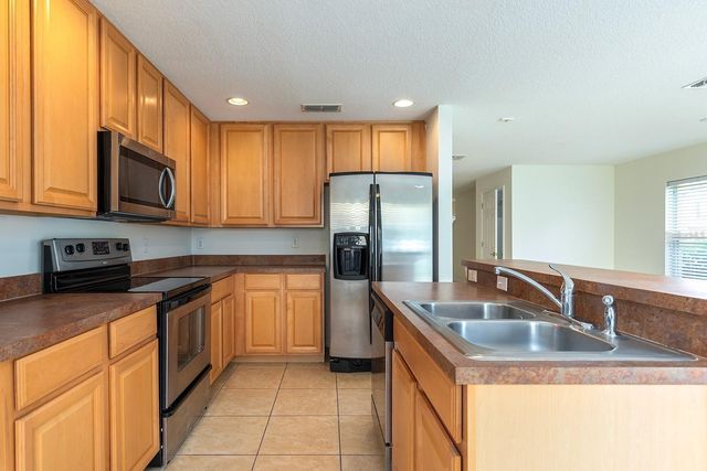 4020 PITCH PINE CIRCLE, Oviedo, FL 32765