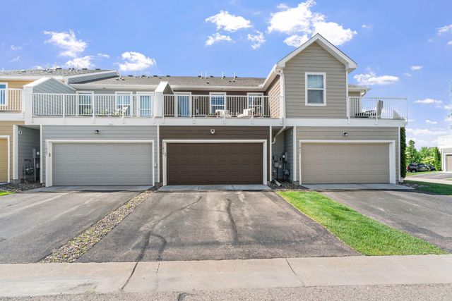 11819 84th Avenue N, Maple Grove, MN 55369
