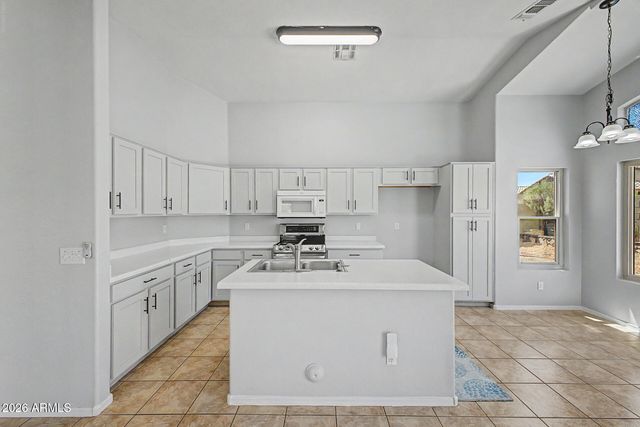 8742 E CAROL Avenue, Mesa, AZ 85208