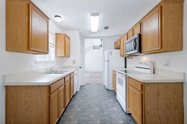 813 Cooper Lane, Royse City, TX 75189