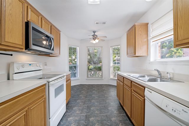 813 Cooper Lane, Royse City, TX 75189