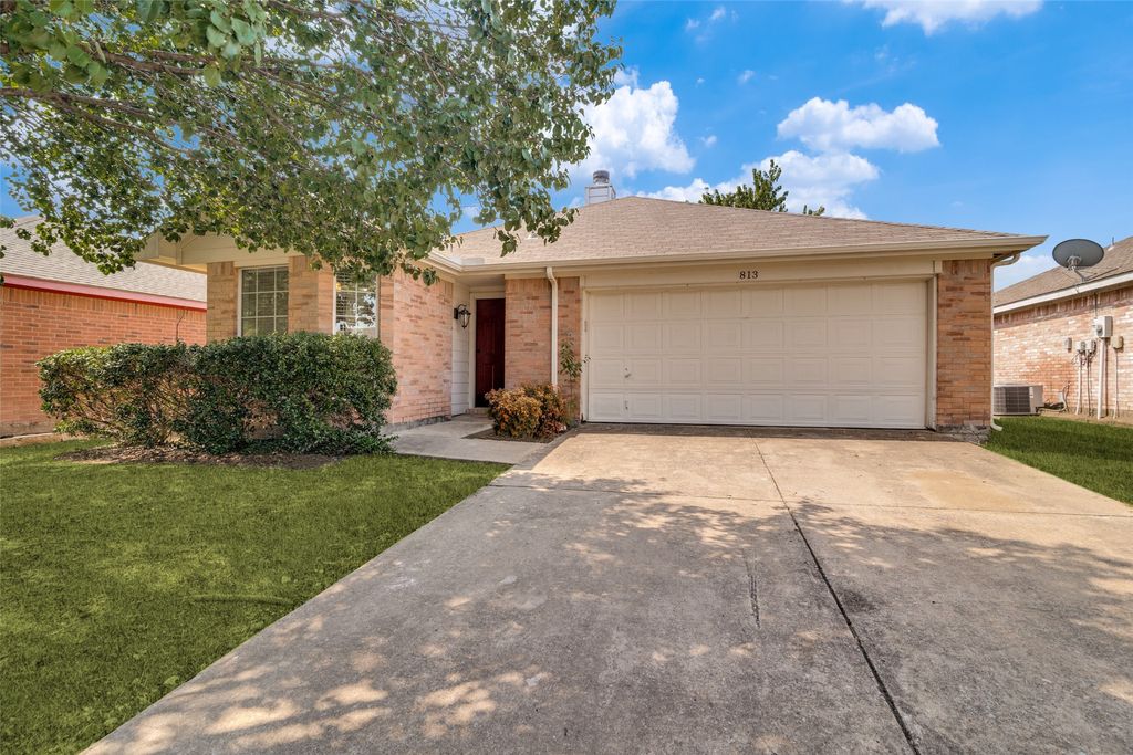 813 Cooper Lane, Royse City, TX 75189
