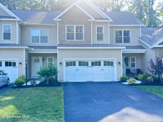 30B Idared Lane, Halfmoon, NY 12065
