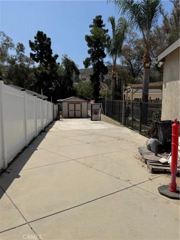 10054 Barling Street, Shadow Hills, CA 91040