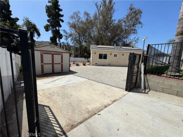 10054 Barling Street, Shadow Hills, CA 91040