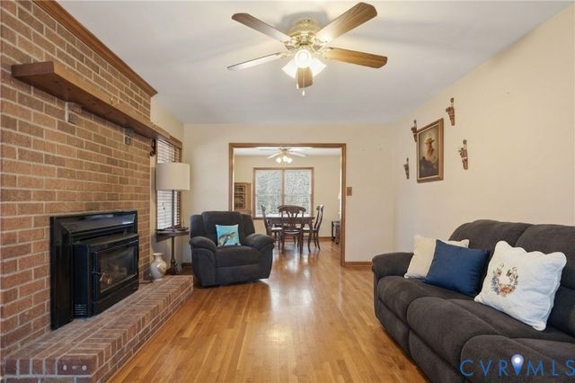 5612 Whitesell Rd, Louisa, VA 23093