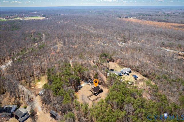 5612 Whitesell Rd, Louisa, VA 23093