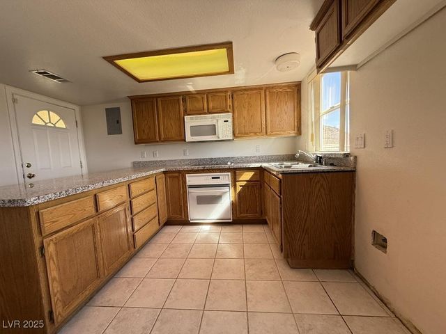 4831 West Bell Vista Avenue, Pahrump, NV 89060