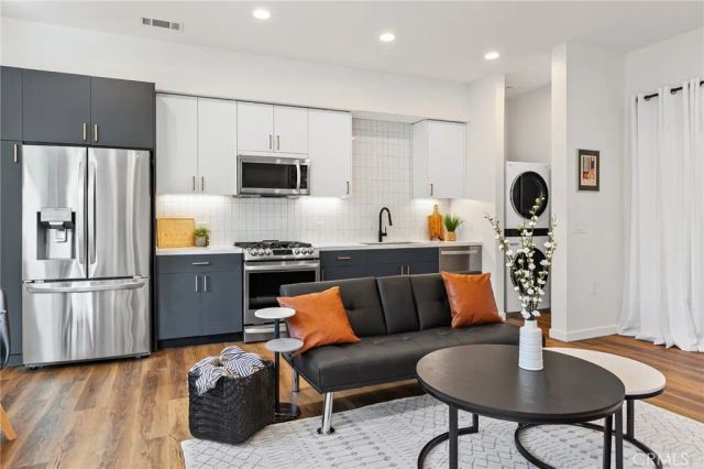 265 Bridge 104, San Luis Obispo, CA 93401