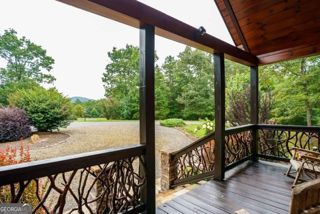 350 Kensington Drive, Mineral Bluff, GA 30559
