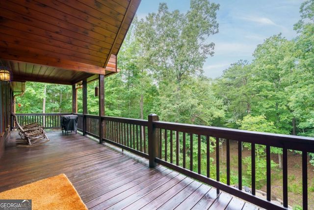350 Kensington Drive, Mineral Bluff, GA 30559