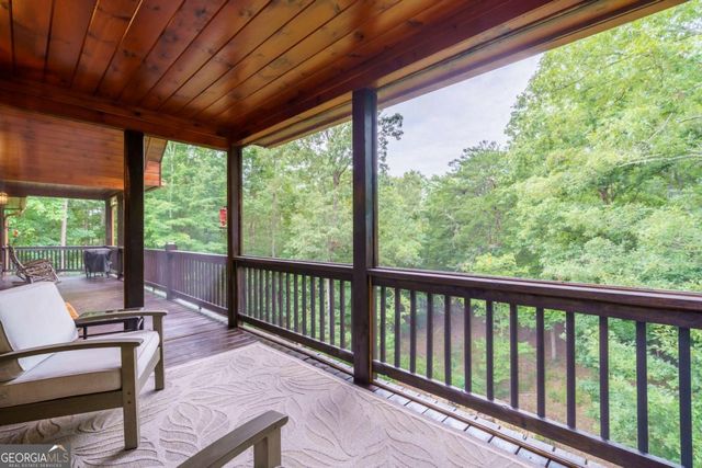350 Kensington Drive, Mineral Bluff, GA 30559
