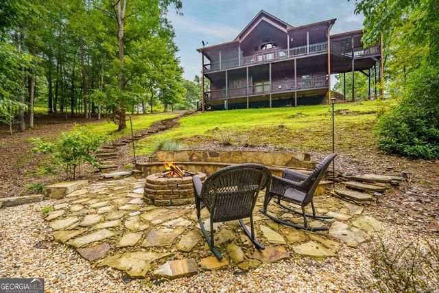 350 Kensington Drive, Mineral Bluff, GA 30559