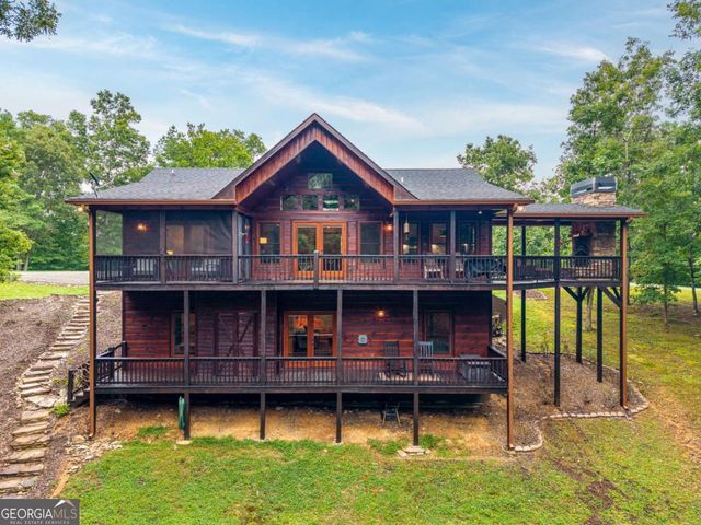 350 Kensington Drive, Mineral Bluff, GA 30559