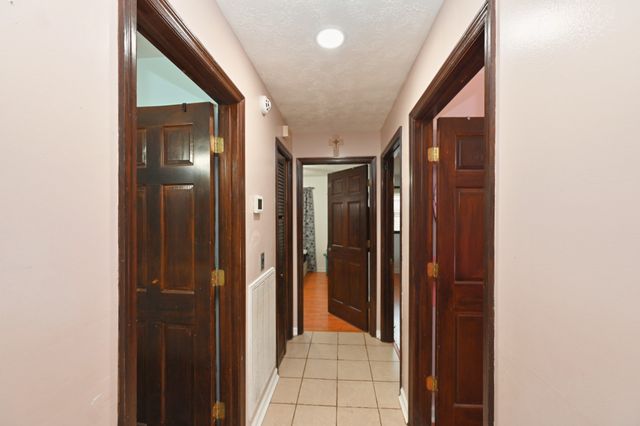 216 Southburn Dr, Hendersonville, TN 37075