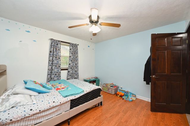 216 Southburn Dr, Hendersonville, TN 37075