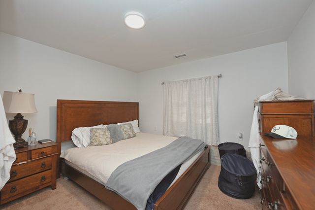 216 Southburn Dr, Hendersonville, TN 37075