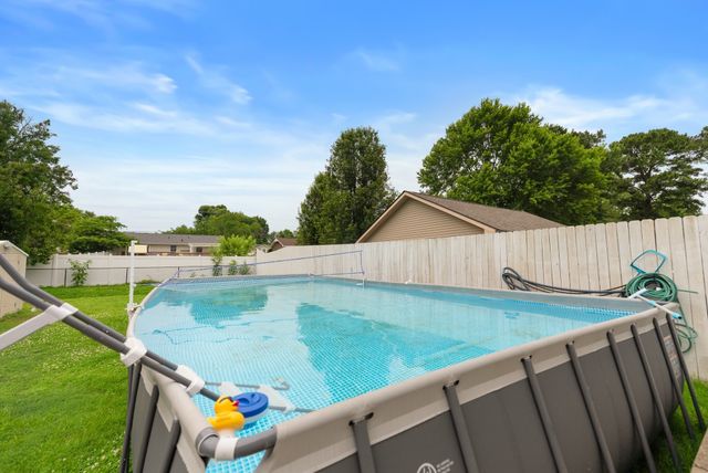 216 Southburn Dr, Hendersonville, TN 37075