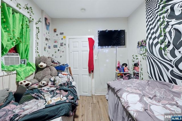 32 Jefferson Street, Paterson, NJ 07522