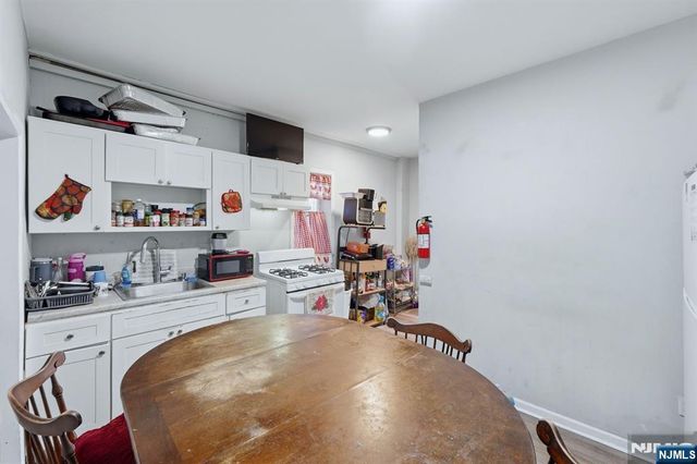 32 Jefferson Street, Paterson, NJ 07522
