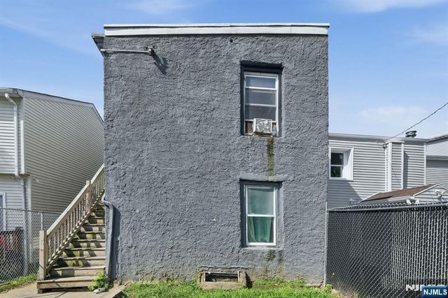 32 Jefferson Street, Paterson, NJ 07522