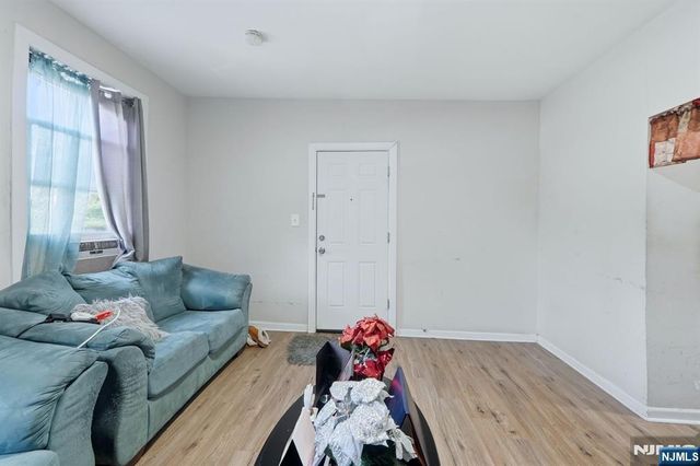 32 Jefferson Street, Paterson, NJ 07522