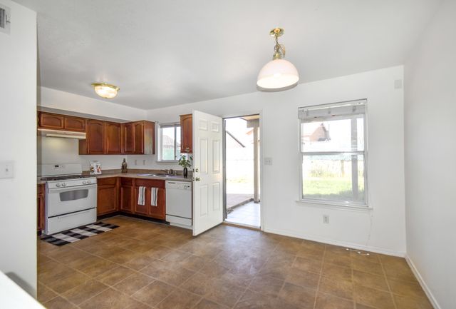 12161 Sun Bridge Place, Horizon City, TX 79928