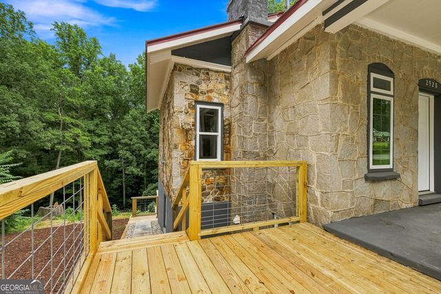 2928 Old Cornelia Highway, Gainesville, GA 30507