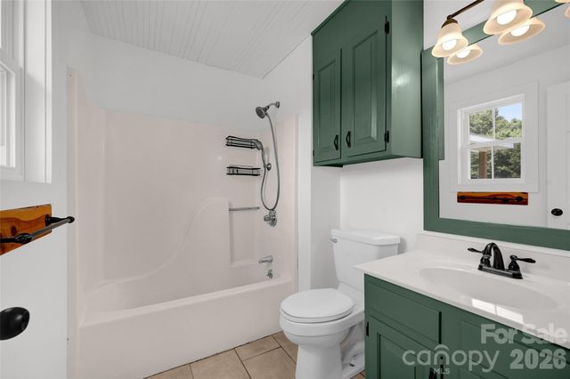 581 Barry Oak Road, Statesville, NC 28625
