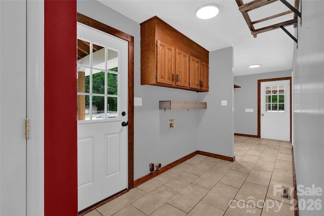 581 Barry Oak Road, Statesville, NC 28625