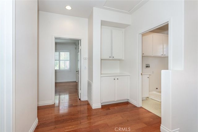 38 Eaglecreek, Irvine, CA 92618