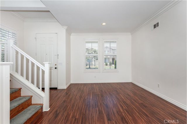 38 Eaglecreek, Irvine, CA 92618