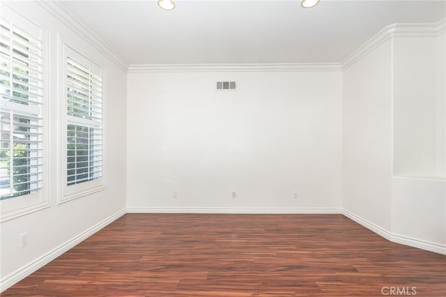 38 Eaglecreek, Irvine, CA 92618