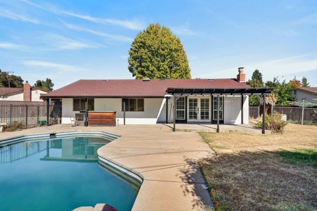 7115 OAKBERRY Way, Citrus Heights, CA 95621