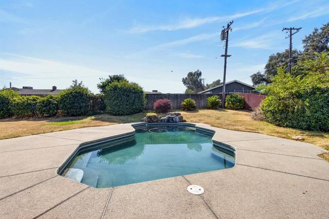 7115 OAKBERRY Way, Citrus Heights, CA 95621