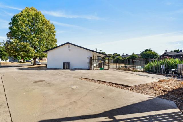 7115 OAKBERRY Way, Citrus Heights, CA 95621