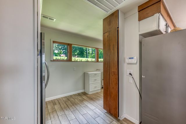 4537 Old Stage Road, Kingsport, TN 37664