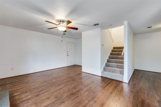 1105 Bert Drive B, Arlington, TX 76012