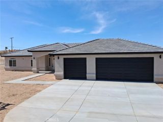 17796 Valencia Street, Hesperia, CA 92345