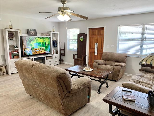 15770 NW 60TH AVENUE, Chiefland, FL 32626