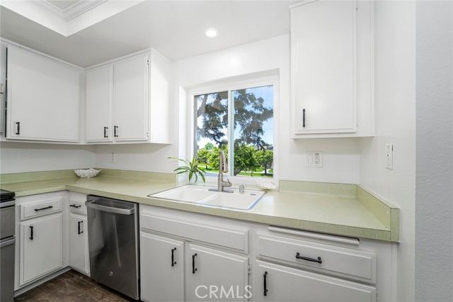 8877 Lauderdale Court 209E, Huntington Beach, CA 92646