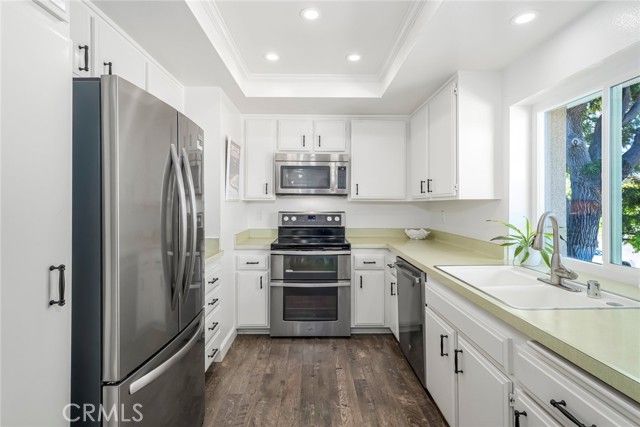 8877 Lauderdale Court 209E, Huntington Beach, CA 92646