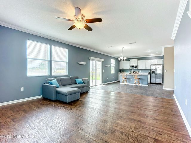 6925 SANDLE Drive, Jacksonville, FL 32219