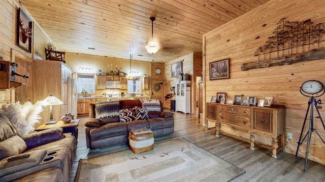 11957 HWY 79N, Buchanan, TN 38222