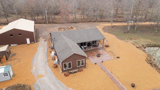11957 HWY 79N, Buchanan, TN 38222