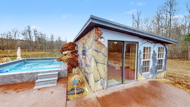 11957 HWY 79N, Buchanan, TN 38222