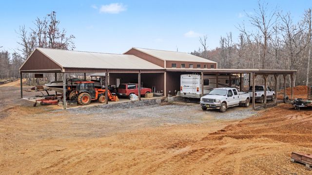 11957 HWY 79N, Buchanan, TN 38222
