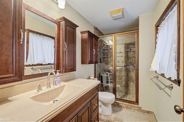 2519 Solarwood Drive, Davison, MI 48423