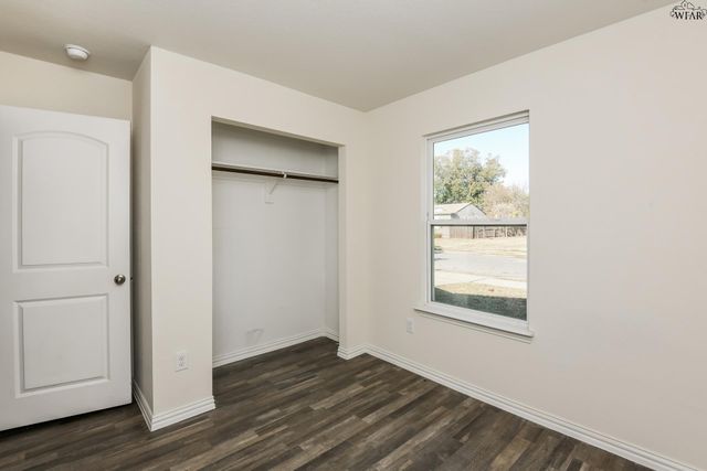 1208 WILLIAMS AVENUE, Wichita Falls, TX 76301